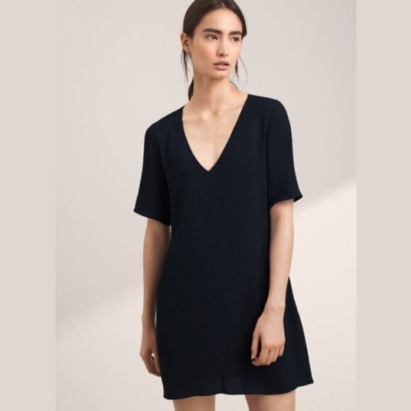 Aritzia Dresses & Skirts - Aritzia Wilfred Free Ronja Dress Black Short Sleeve Tie